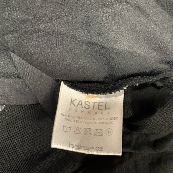 Kastel Denmark Black Long Sleeve Top with Blue Zipper - Picture 9 of 10